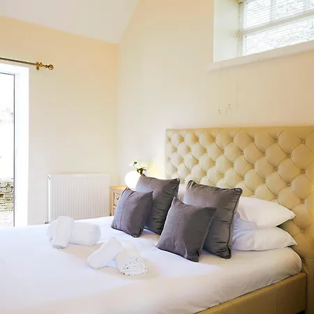 Bramble Barn - Private Sauna And Hot Tub Holiday home