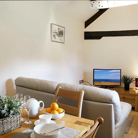 Bramble Barn - Private Sauna And Hot Tub Holiday home Filey